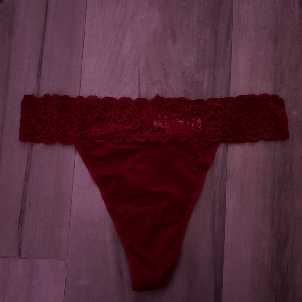 Women’s Red Lace-Trim Thong
